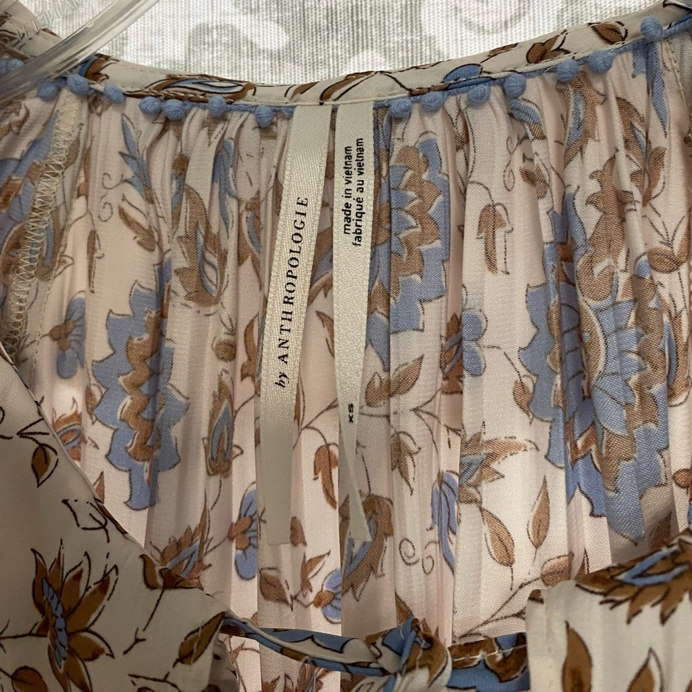 Silky Floral Print Peasant Blouse in Cream and Blue Sz XS fits S (oversized) - Picture 11 of 12